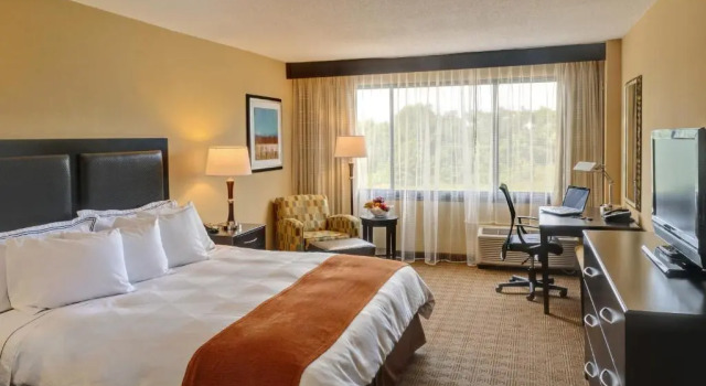 Номер Standard Radisson Hotel Freehold