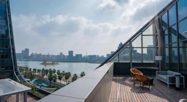 Двухместный номер Deluxe с видом на озеро Canopy By Hilton Hangzhou Jinsha Lake