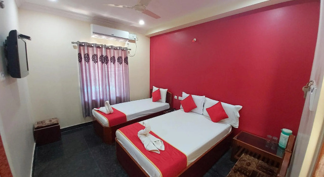 Люкс Standard Hotel KNR Grand