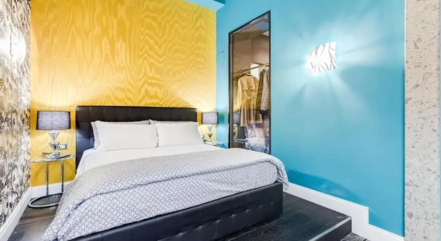 Люкс Deluxe The French suites by oneup Hospitality