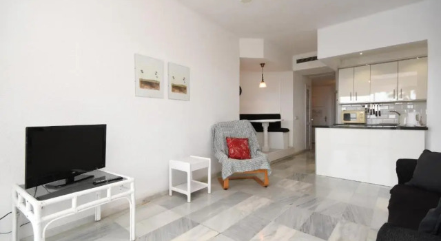 Club Atlantis 28 - One Bed, Забронировать Отель Адехе Teide National Park, рядом с Пляж Ла-Пинта