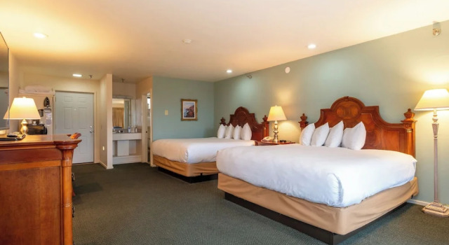 Четырёхместный номер Standard с балконом и с видом на океан Wonder View Inn - Bar Harbor Collection
