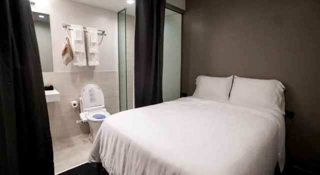 Двухместный номер Small SOVA Micro-Room & Social Hotel