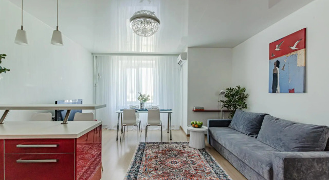 Large one-bedroom apartment on Chistopolskaya street near the center, Réserver Appartement Hôtels à Tatarstan avec parking, Parking