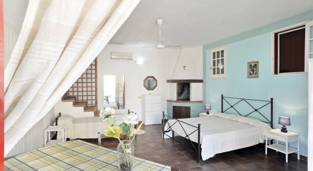 La Capasa B&B, Book Bed and Breakfast Hoteller i Sannicola med pool, Swimmingpool