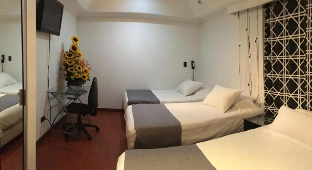 Номер Standard Hotel Ejecutivo Embajada