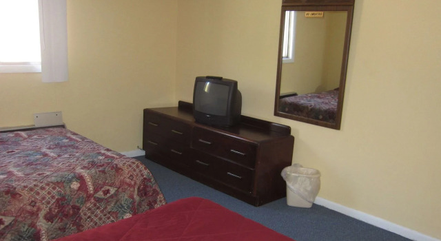 Rhodes Motor Lodge, Book Hotel Boone Appalachian Mountains