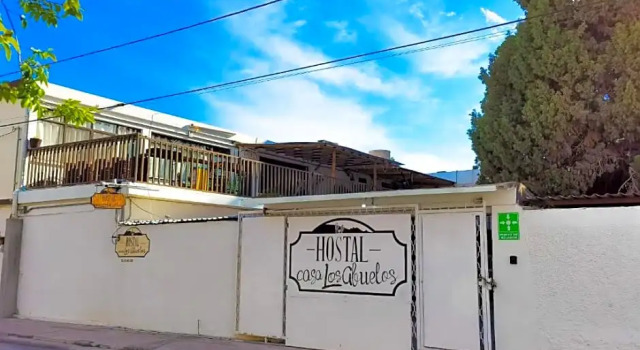 OYO Hostal Casa Los Abuelos, Prenota Hotel Hotel a Coahuila con parcheggio, Parcheggio