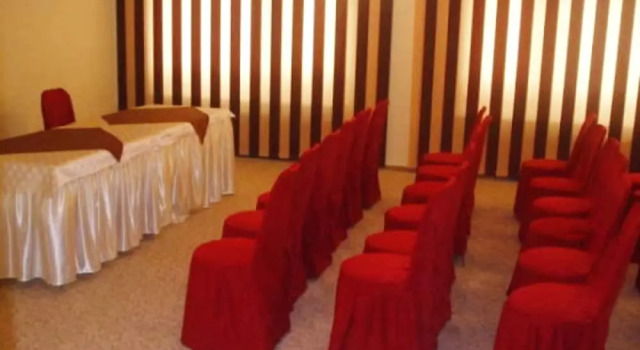 Hotel Muntenia, Забронировать Отель Отели Арджеш с парковкой, Парковка