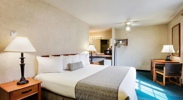 The Beach House Inn