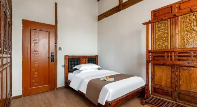Люкс Hike Haven, a Naxi designer Snow Mountain Scenic Homestay