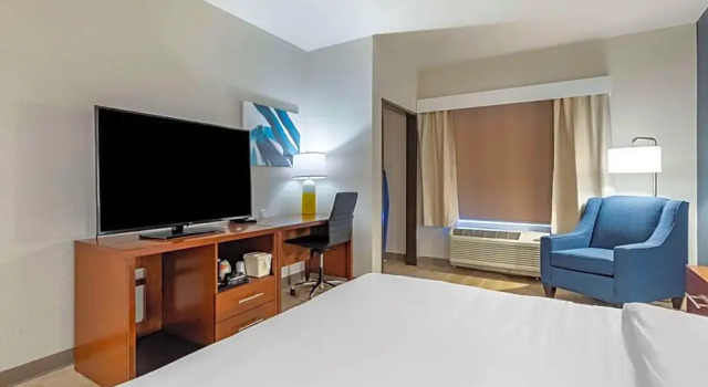 Номер Standard Comfort Inn & Suites Bennett