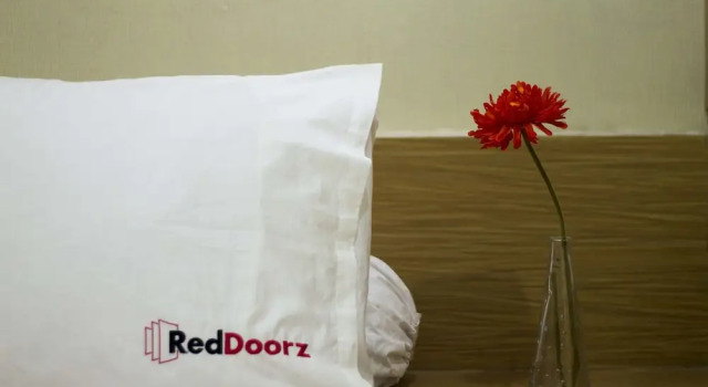 Двухместный номер Standard RedDoorz Plus @ Tanjung Duren