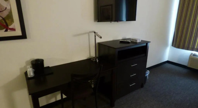 Двухместный номер Economy The Republic Hotel