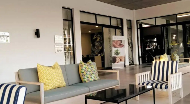 The Blyde Modern Oasis Pretoria, Забронировать Отель Отели Tshwane с бассейном, Бассейн