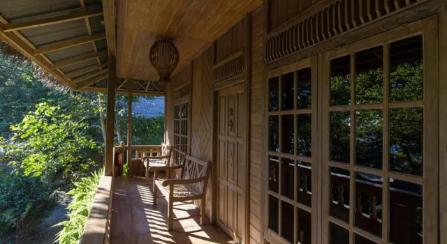 Коттедж с 4 комнатами Menjangan Ecolodge - CHSE Certified