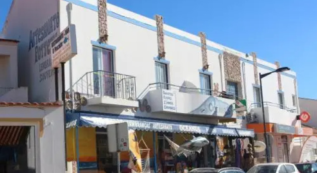 Studio In Sagres Whit Terrace 600m From The Beach, Rezerwuj Hotel Hotele w Algarve z parkingiem, Parking