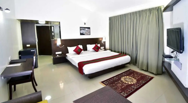 Caves County Resort, Réserver Complexe hôtelier Hôtels à Maharashtra avec piscine, Piscine