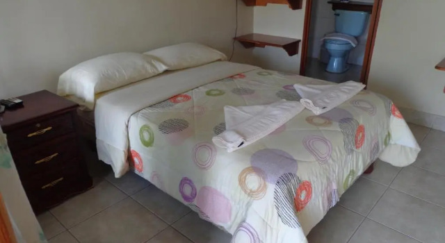 Двухместный номер Standard с балконом и с красивым видом из окна Hostal Nathaly