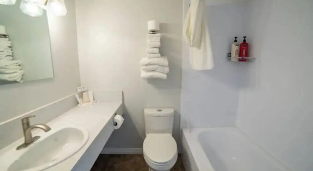 Номер Economy Uptowner Hotel