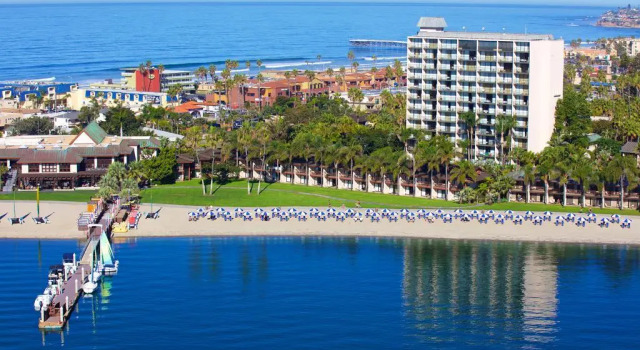 Номер Standard Catamaran Resort Hotel and Spa