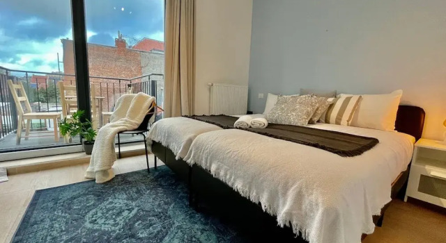 Апартаменты c 1 комнатой OneLuxStay near Fashion District