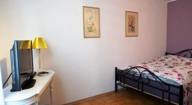Коттедж HOUSE 756 MAINZ - DESIGN-FERIENHAUS, 4 Schlafzimmer, 3 Bäder, SAUNA & Kamin & Outdoorküche