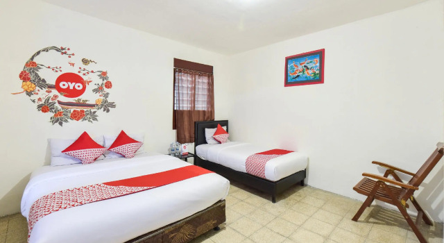 Трёхместный люкс Hotel Dieng Permai