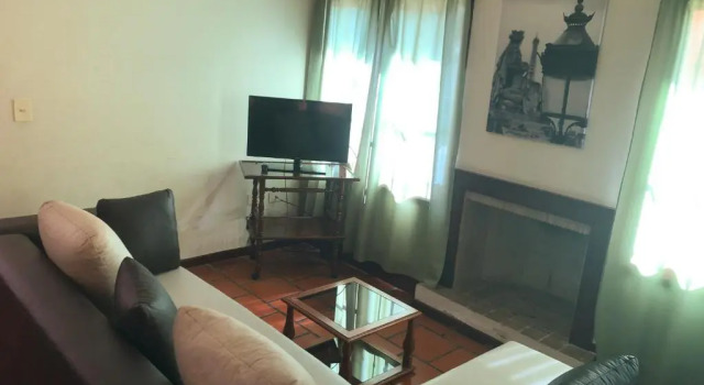 Коттедж с 3 комнатами Casa En Tres Cerritos