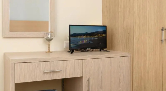 Трёхместный номер Standard с частичным видом на море Alianthos Beach Hotel