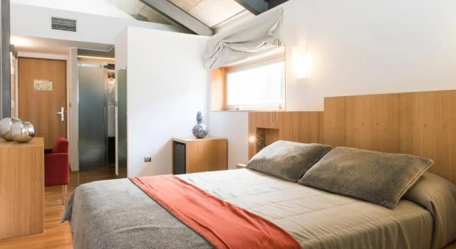 Vilavella Hotel & Spa, Book Resort  