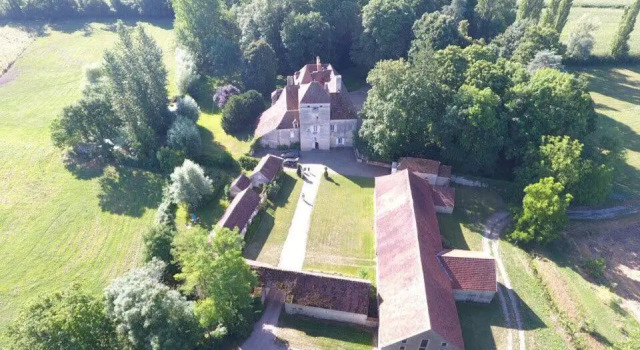 Коттедж Chateau de Vesset