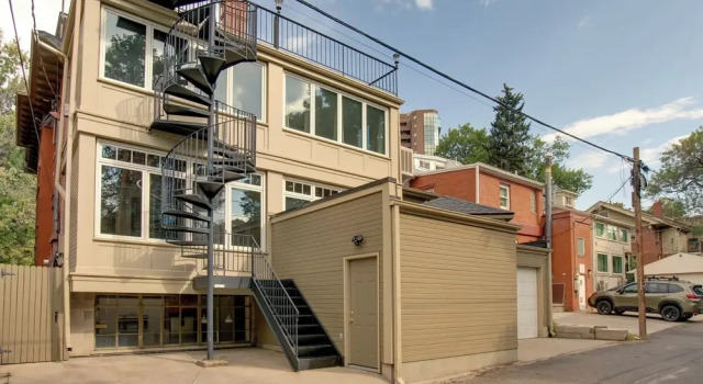 2 Mi to Dtwn: Walkable Cheesman Park Apt, Prenota Appartamento Hotel a Denver con parcheggio, Parcheggio
