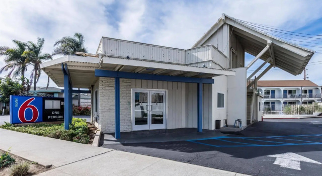 Pacific Inn, Забронировать Отель Оушенсайд San Diego County, рядом с Ocean's Eleven Casino