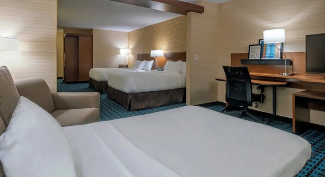 Люкс Fairfield Inn & Suites Boston Marlborough/Apex Center