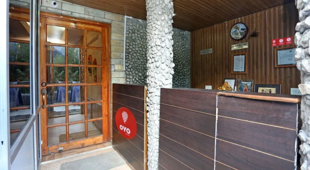 OYO 9392 Villa Riverine