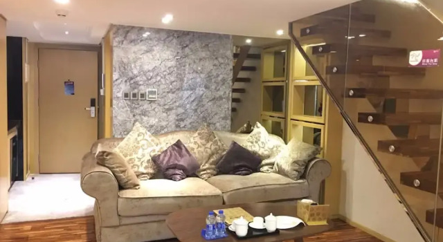 Checkinn Apartment- Poly Zhongda, Забронировать Апартаменты/квартира Отели Гуанчжоу с парковкой, рядом с Станция метро Zhujiang New Town, Парковка