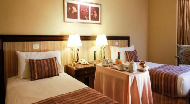 Четырёхместный семейный номер Standard с 2 комнатами Iguazú Grand Hotel