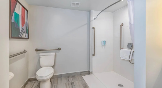 Люкс Comfort Inn & Suites
