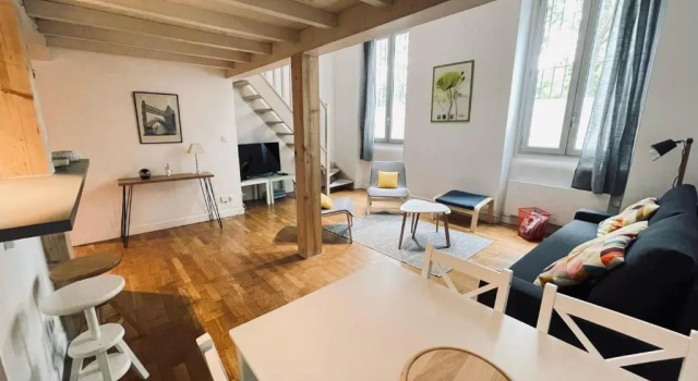 Апартаменты Beautiful Duplex Near Downtown