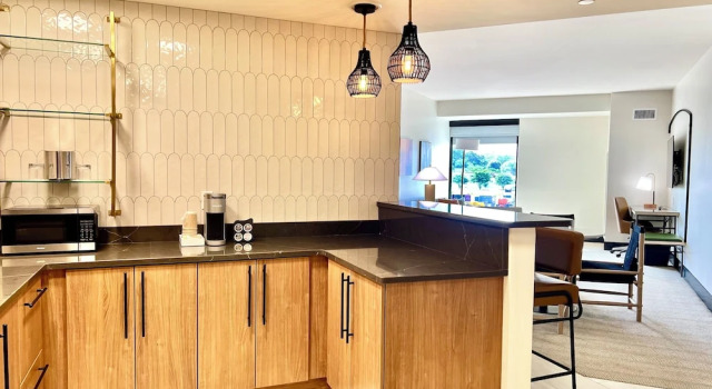 Люкс Cambria Hotel Rehoboth Beach