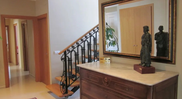 Modern Villa in les Corts With Pool