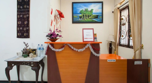 RedDoorz Syariah near Singha Merjosari Park