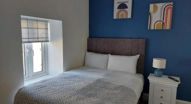 6 Eyre Square Lane, Забронировать Дом для отпуска Коттеджи Голуэй, Коттедж