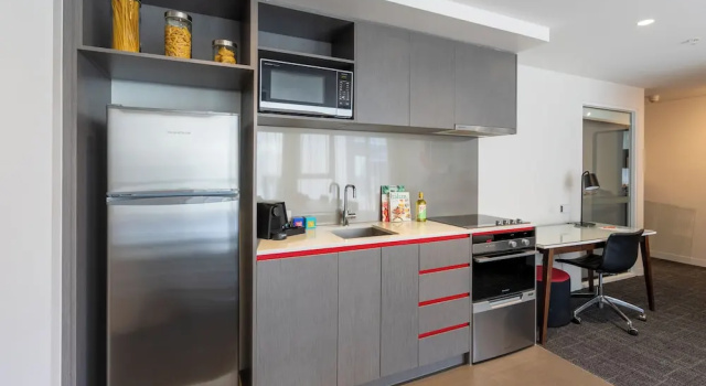 Номер Standard с 3 комнатами MainStay Suites Abbotsford