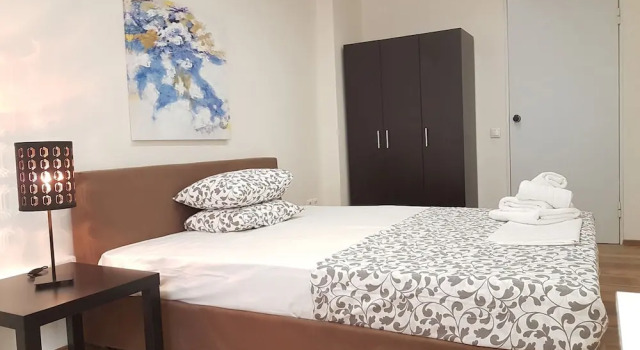 Erra - Berry - Athens Center,180m²,Big Balconies,6 BD,3 BATH