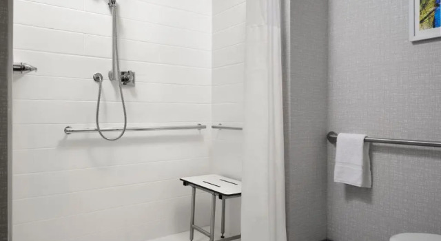 Четырёхместный номер Standard Hampton Inn Pinellas Park St Petersburg, Fl