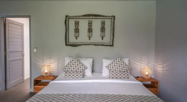 Вилла Comfort Villa Nahema - 4BR Villa in Seminyak Next to the Beach