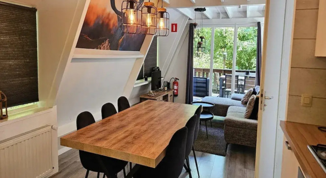 Comfortable Fenced Chalet in Durbuy, Забронировать Шале Коттеджи Дюрбюи, Коттедж