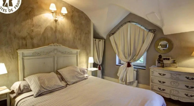 Gîte charmant avec étang privé, cheminée, draps inclus, jardin clos à Montbrison - FR-1-496-158, Reserva ahora Hotel Montbrison Loira
